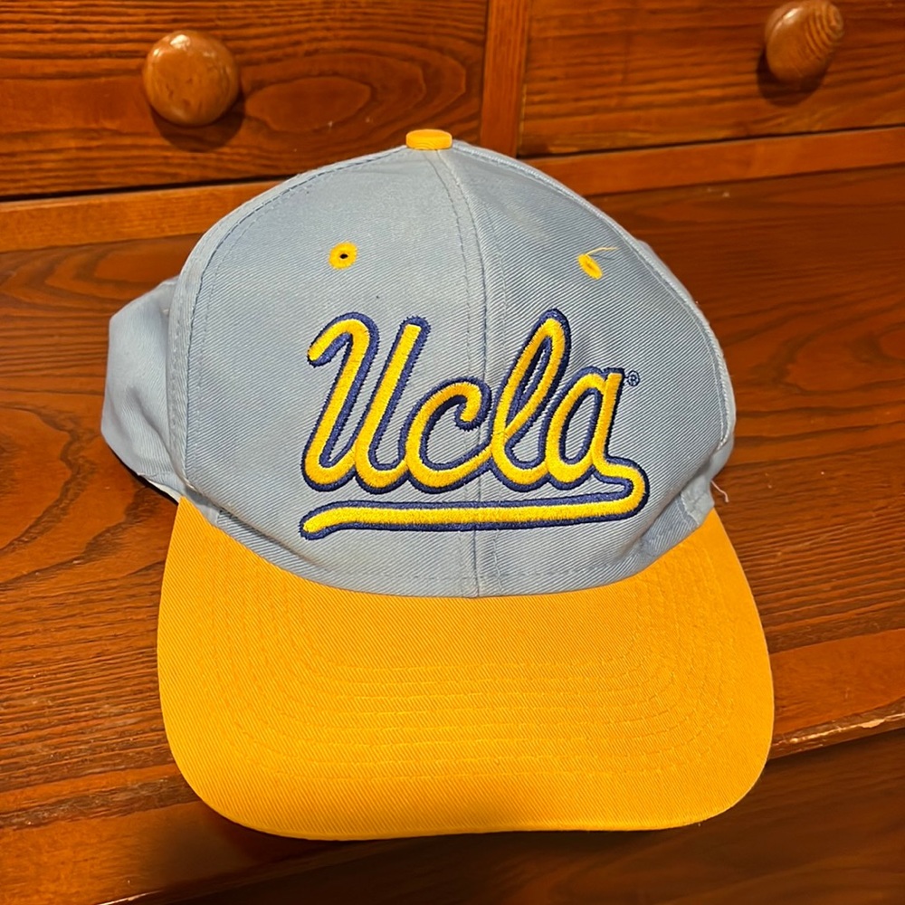 UCLA hat